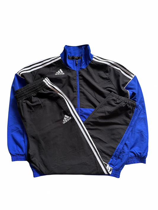 Adidas Tracksuit (L)