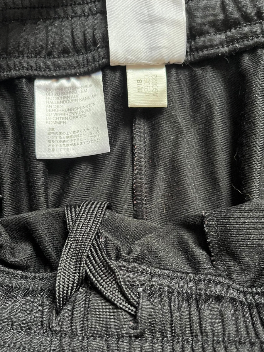 Adidas Jogger (L)