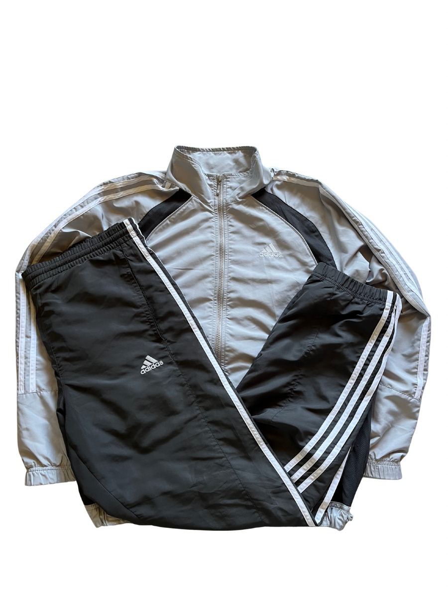 Adidas Tracksuit (S)