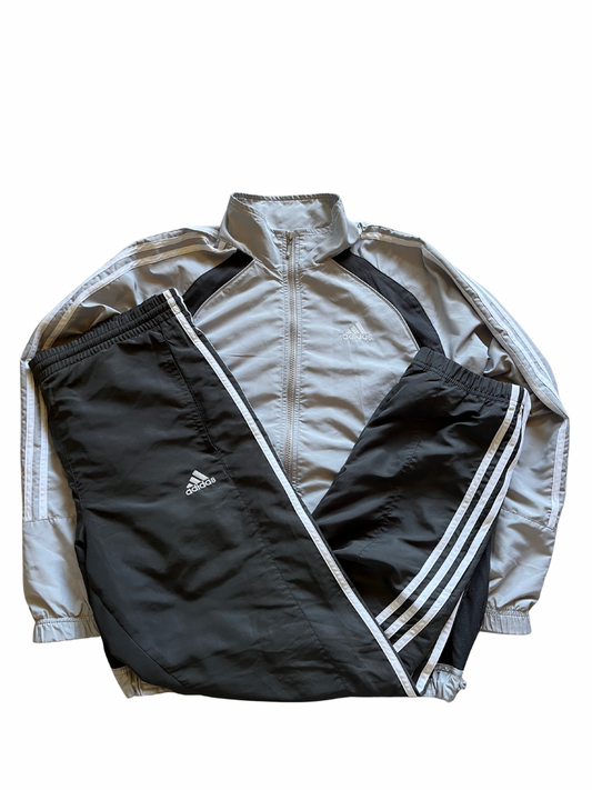 Adidas Tracksuit (S)