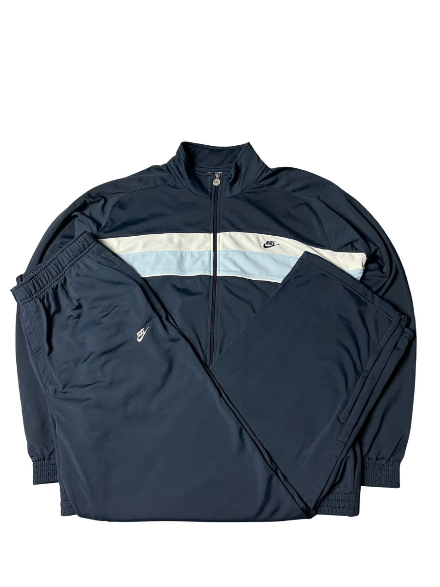 Nike Trainingsanzug (XL)