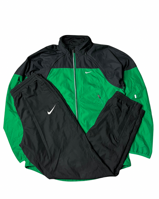 Nike Tracksuit (M)