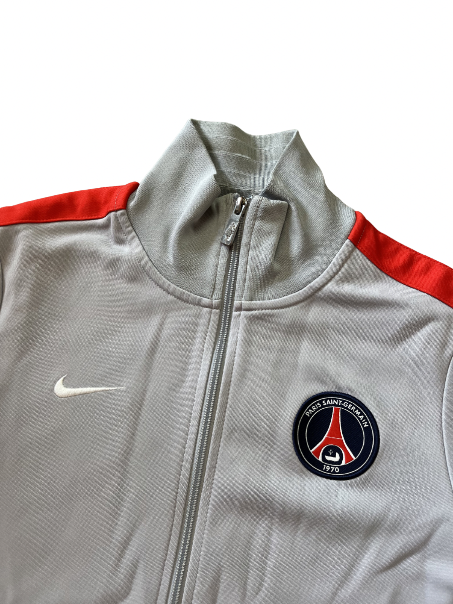 Nike Jacke Paris (S)