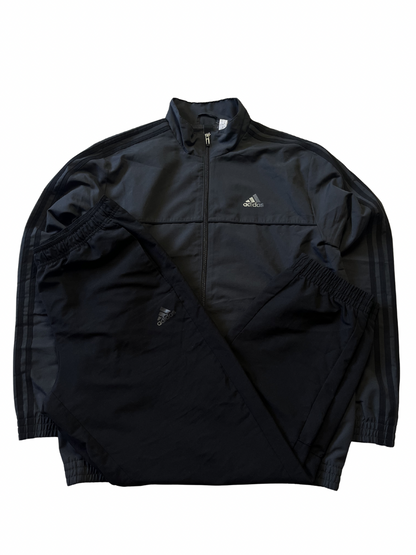 Adidas Tracksuit (L)