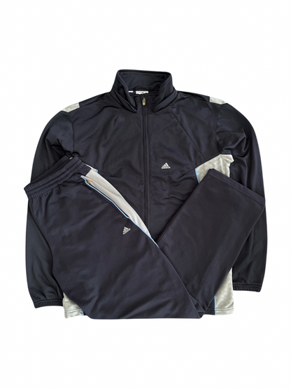 Adidas Trainingsanzug (S)