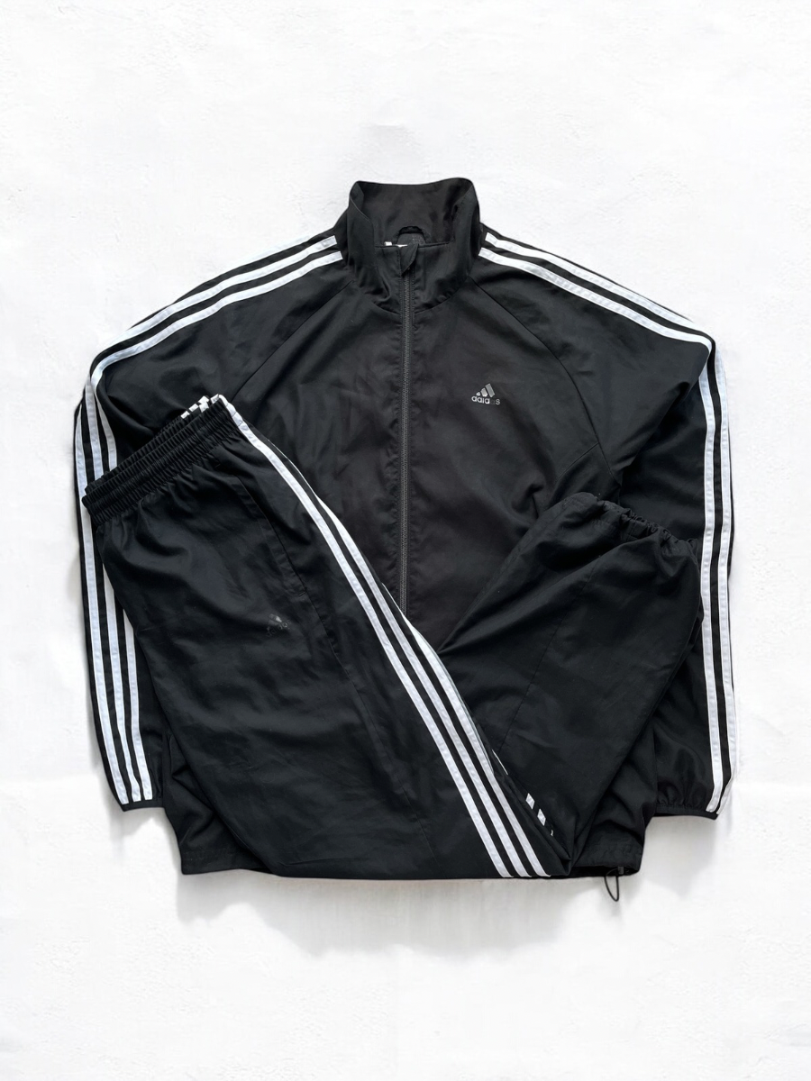 Adidas Tracksuit (M)