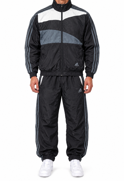 Adidas Tracksuit (M)