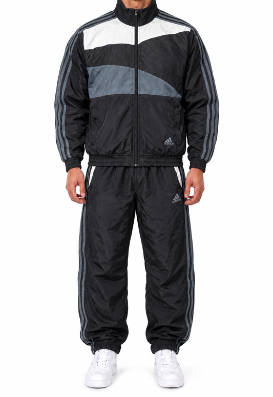 Adidas Tracksuit (M)