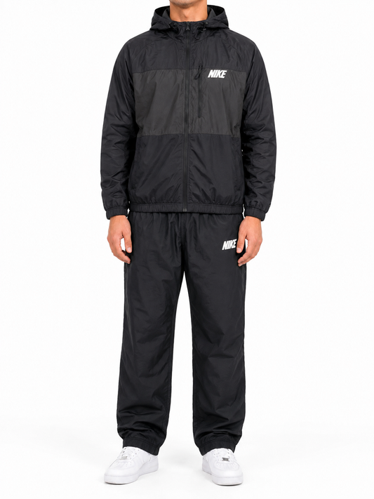Nike Tracksuit (L)
