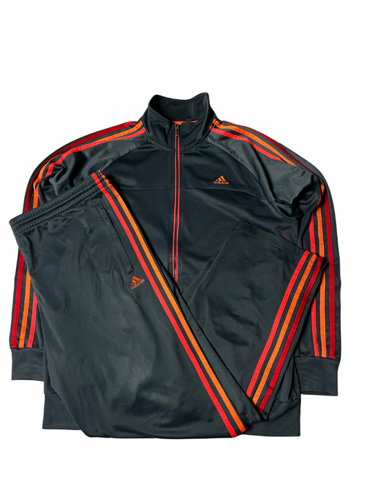 Adidas Trainingsanzug (L)