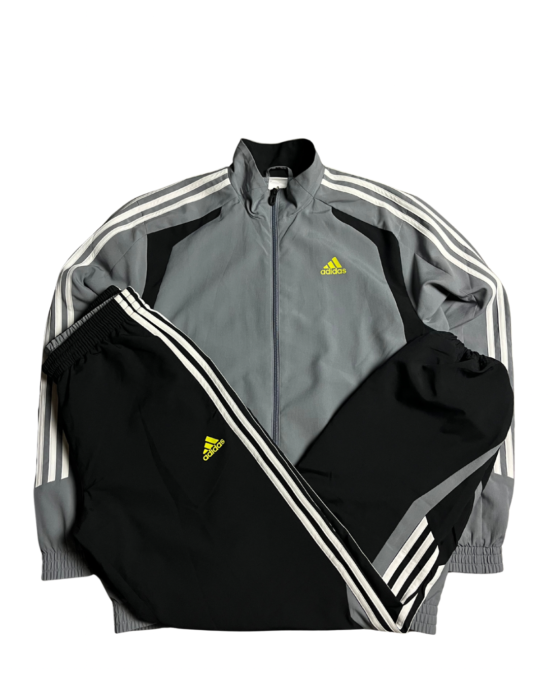 Adidas Tracksuit (M)