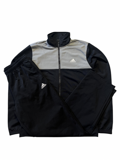 Adidas Jogginganzug (L)