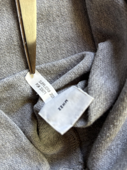 Ralph Lauren Polo (L)