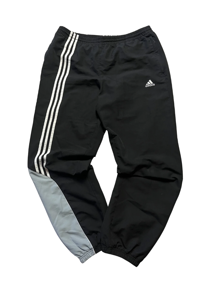 Adidas Tracksuit (XL)