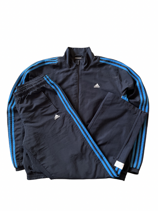 Adidas Tracksuit (L)