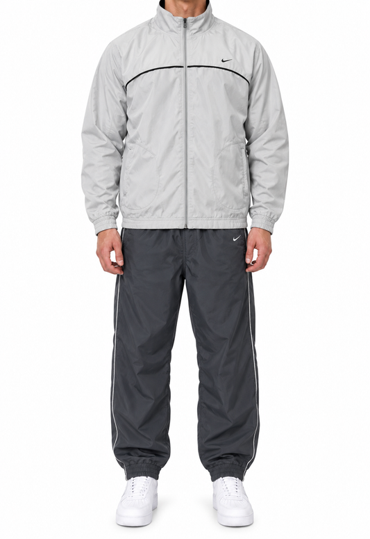 Nike Tracksuit (M)