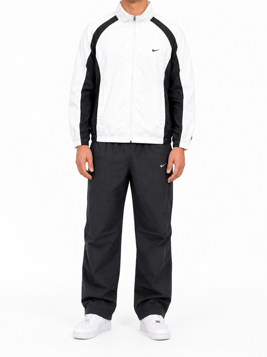 Nike Tracksuit (L)