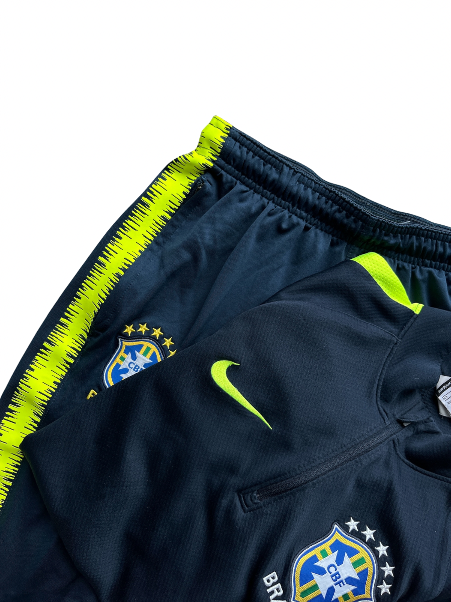 Nike Trainingsanzug Brasil (S)