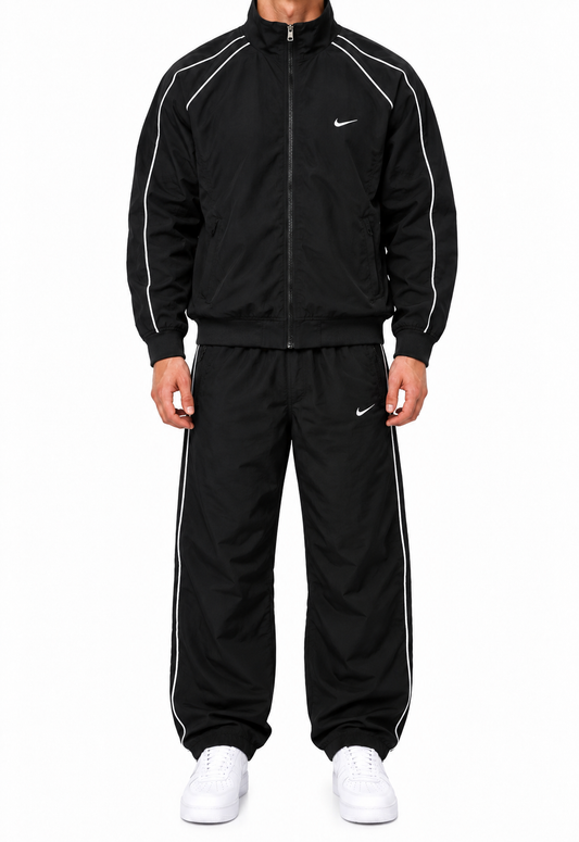 Nike Tracksuit (L)