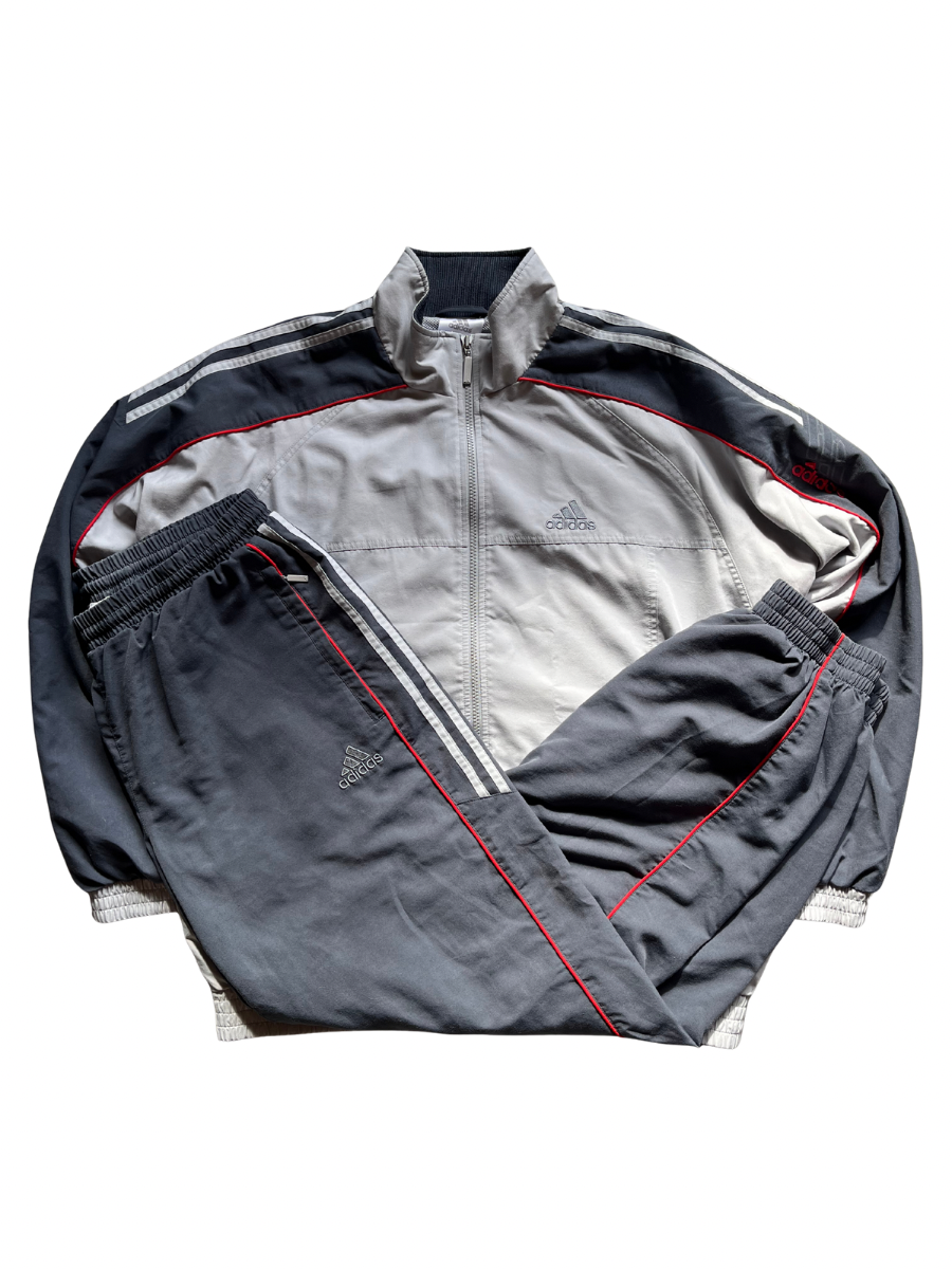 Adidas Tracksuit (M)