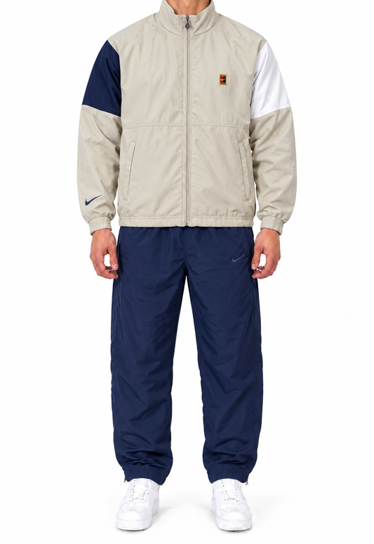 Nike Tracksuit (L)