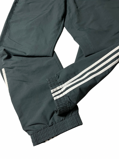 Adidas Tracksuit (L)